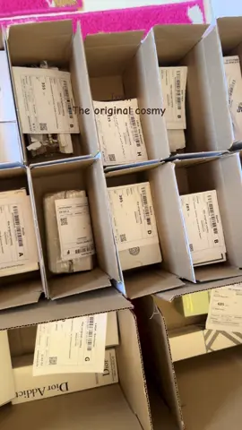 #LIVEIncentiveProgram #PaidPartnership #dubai🇦🇪 #parfum #zadigetvoltaire 