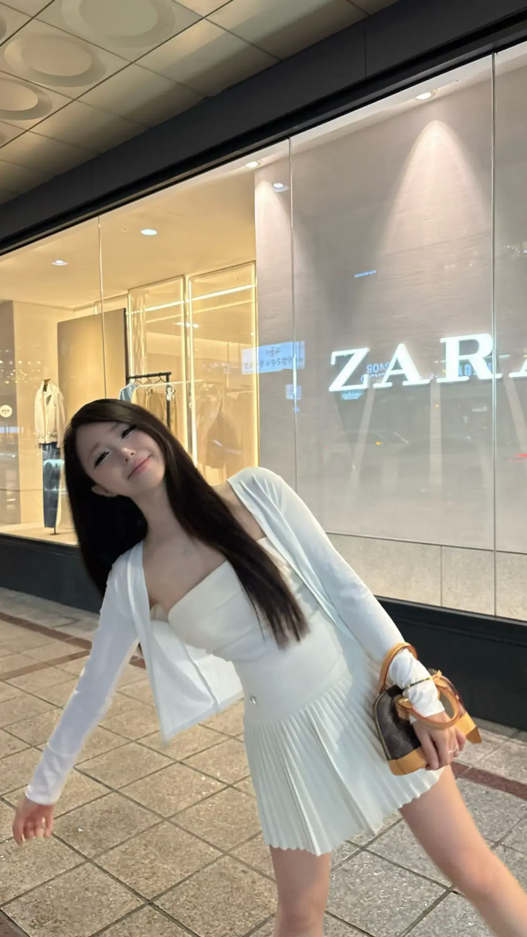 我笑着说没事 , 所以痛都藏在心里