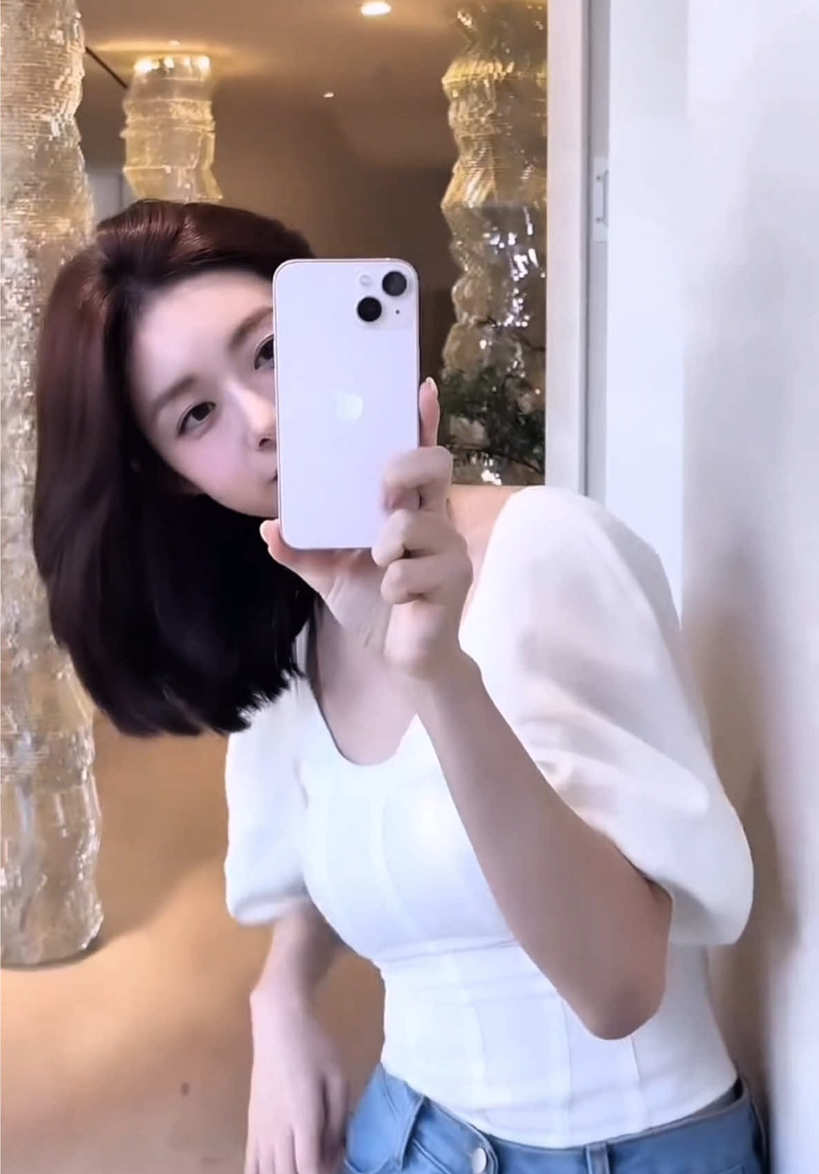 Lob Layer chạm xương quai xanh luôn nằm trong top những kiểu tóc được yêu thích nhất tại Hàn bởi tính năng động trẻ trung hiện đại lại rất dễ chăm sóc 💗 #xuhuong #layers #nhuomthuanchay #duỗihơinước #180hairstudio 