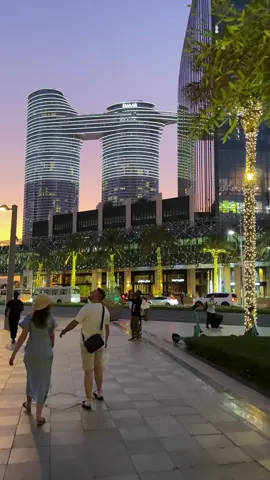 Beautiful Sunset😍🌅Dubai✨🇦🇪#fyp #foryoupage #burjkhalifa #dubaimall #downtown 