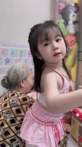 Mẹ con nhảy bài tô tô mà hô giá cao, kiếm mãi mới đc bài em ấy nói😍❤️ #thobaby #fyp #xuhuong #foryou #viral 