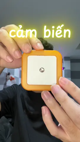 đèn ngủ cảm biến tự động bật tắt theo ánh sáng trong phòng #denngucambien #denngucamung #denngucambienanhsang #denngu #mê_rì_diu 