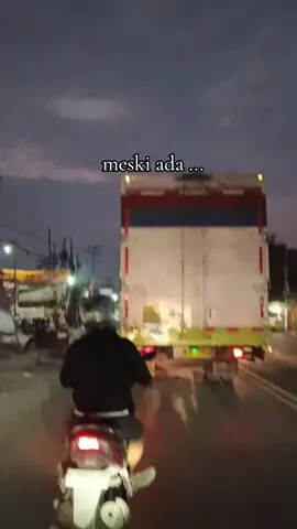 normal day di gresik kota dumptruck 🫶 #gresik24jam #gresik #kotapudakgresik 