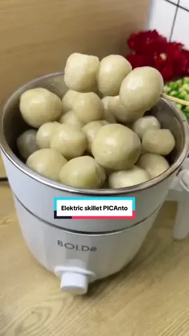 Cilok kuah sambel pedas enak banget bikinnya juga satset, apa lagi aku menggunakan Electric Skillet PICANTO dari @Bolde Official Store masak jadi lebih peaktis  #BOLDEeverday #BOLDESkilletpicanto #electricskilletpicanto #BoLDeElectrikSkillet #Skiletpicanto 