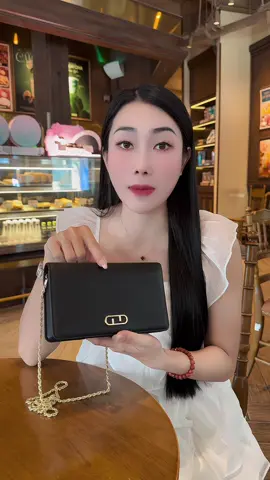 túi có dây đeo vừa làm ví được luôn có 2 màu #xuhuong #túi #tuixach #tuixachnu 