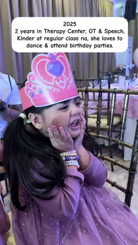 Dumadami ang may autism ngayon halos everyday may nadidiagnosed noong nadiagnosed si Jaze halos everyday ako umiiyak at hanap ng hanap ng makakapitan, every meltdown niya nadudurog ako at oo naitanong ko din sa sarili ko “ganito nalang ba siya” “paano na siya pag lumaki, at pag wala ako sa tabi niya” hanggang sa sabi ko hindi pwede yung ganito dapat may gawin ako para sakanya dahil wala naman ibang tutulong sakanya kung hindi kami na mga magulang niya, parang naging roller coaster ang buhay namin pero lagi namin tinatry lahat, inexpose siya sa lahat lalo na sa mga ayaw at iniiyakan niya dahil dito sa mundong ito hindi mag aadjust ang ibang tao para sayo. Hindi kami nagstop sa isang iyak lang, dahil sa every isang iyak mas lalo kaming nagpapatuloy hanggang sa ma overcome niya lahat. At heto na siya ngayon in just 2 years ang dami na nagbago sakanya, ang laki na ng improvement niya sa una talaga parang walang nangyayare pero habang tumatagal doon mo mapapansin napakalayo niyo na. Kaya sa mga magulang na tulad namin please walang sukuan, naniniwala ako may magandang dahilan kung bakit sila binigay sa atin❤️