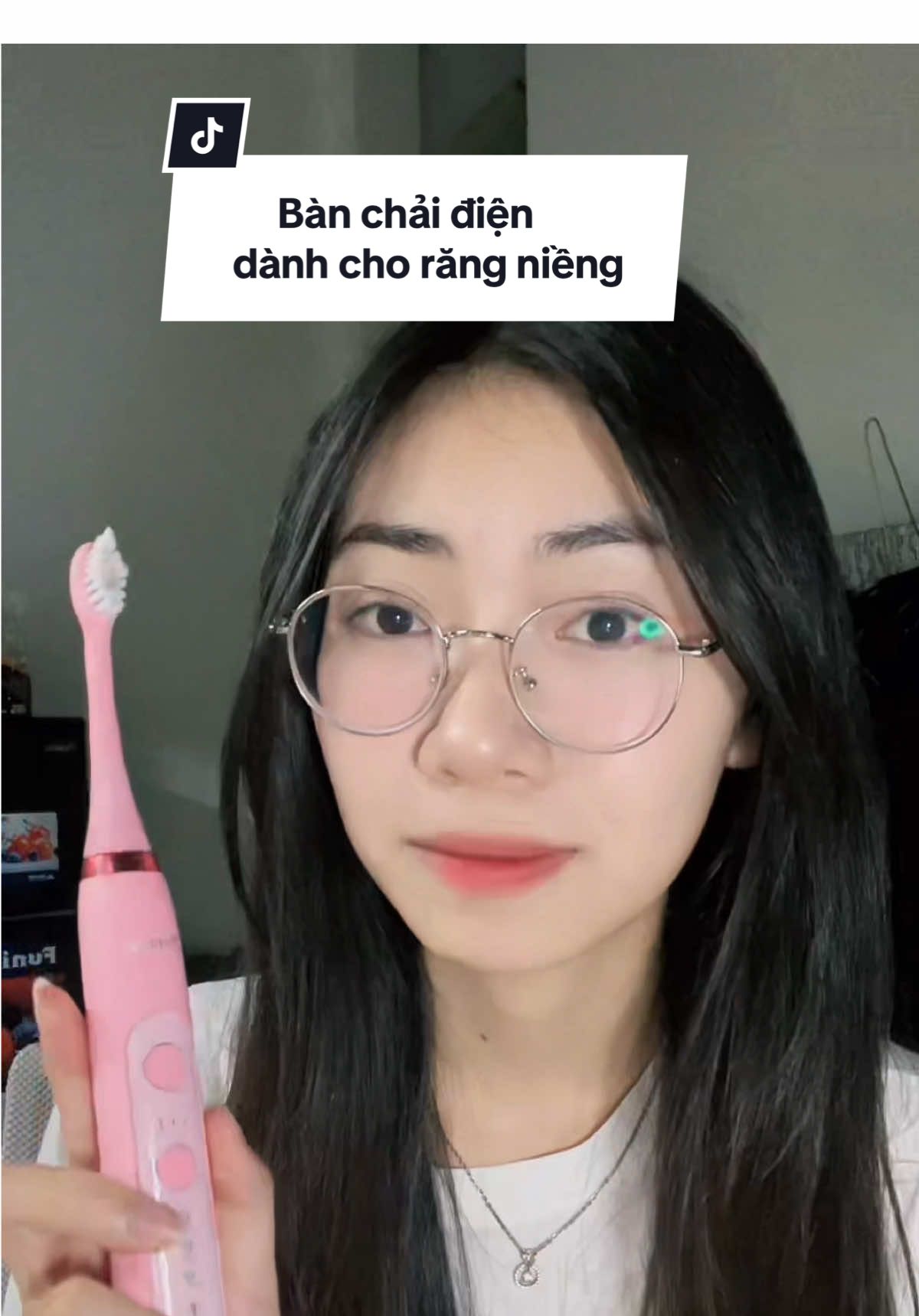 Đánh răng kỹ rồi mà vẫn còn mảng bám thì xem cách này nha #trinhniengrang3119 #niengrang  #banchaidiendentab #dentabpro #banchaidien 