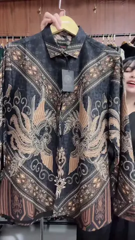 #tiktoklive #livehighlights #promoguncang1010 #kemejabatikpria #bajubatikpria 
