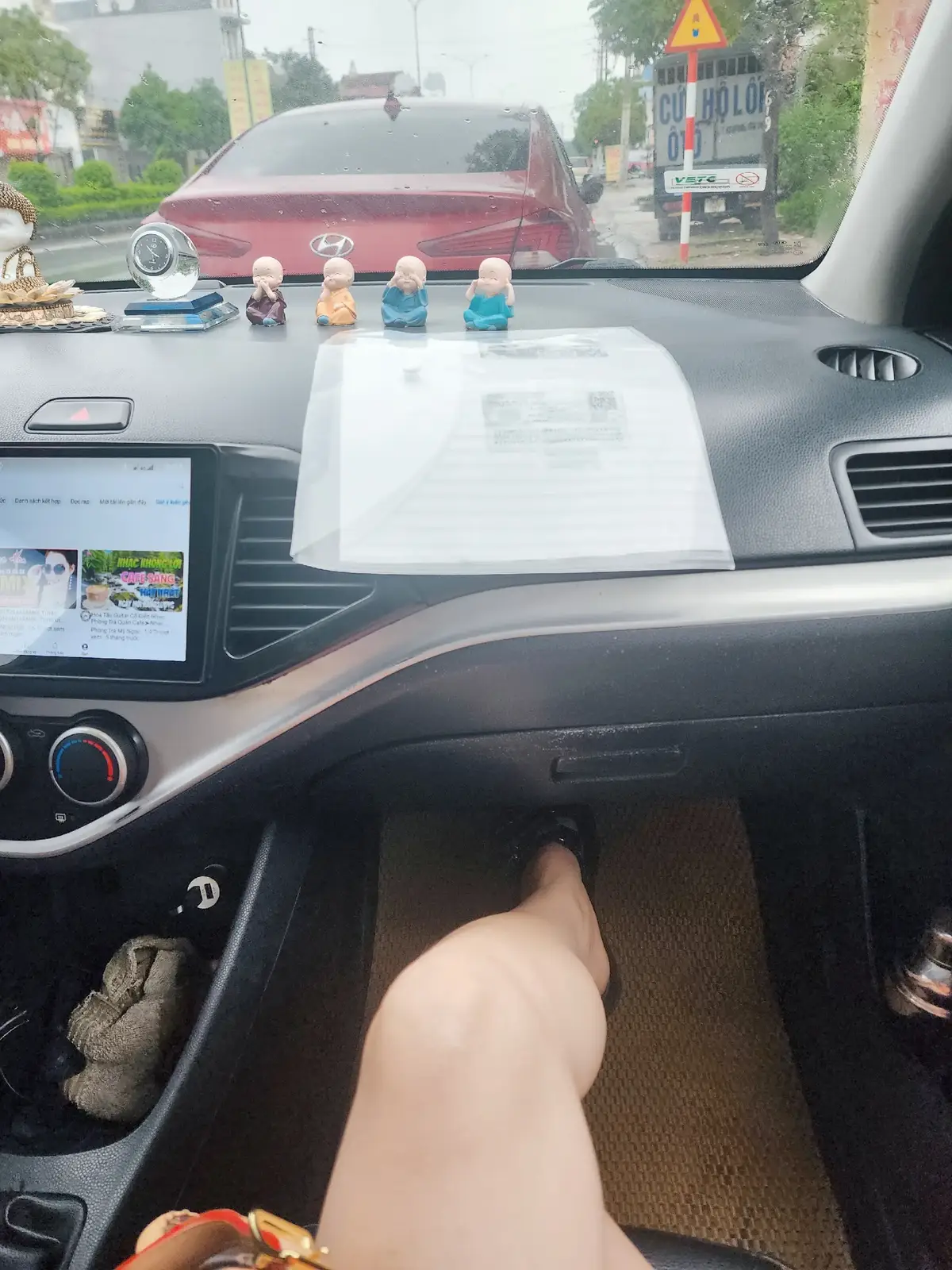 cuộc đời là  10% xảy ra những gì vs bạn và 90% cách bạn ứng phó ❤️