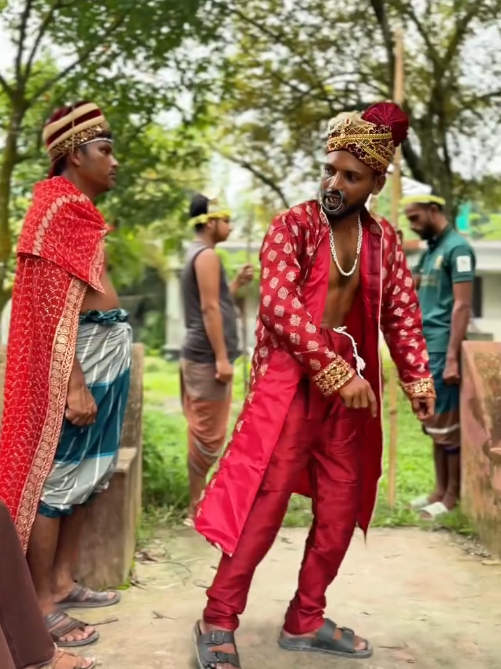 শুনিয়া এলাম এক অমূল্য বাণী #comedy #king #tiktokviral #funny #foryou 