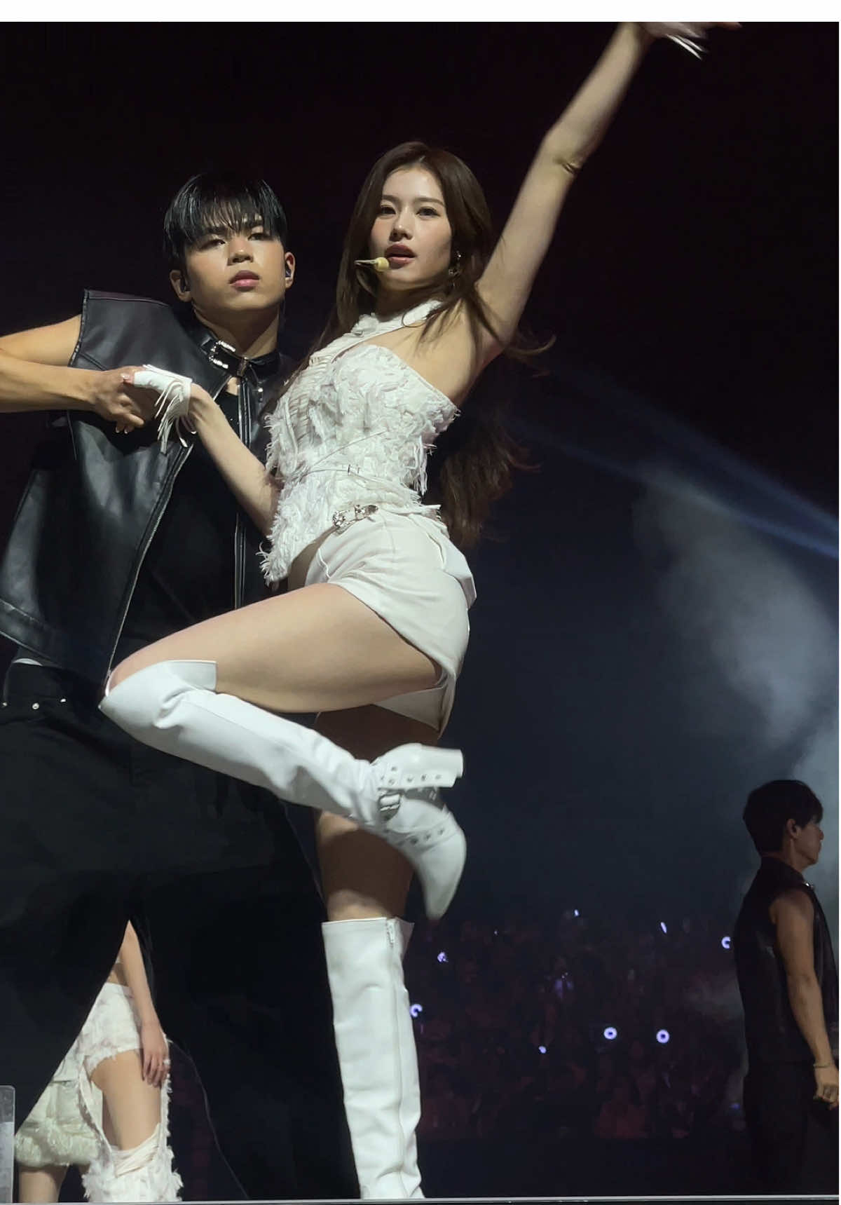 #SANA #TWICE #THISISFORINBULACAN #TWICE_THISISFOR_WORLD_TOUR #THISISFOR 
