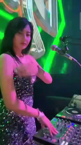 Berkhayal atas cintamu #djselly #djsellyterbaru #djsellyonthemixx #fypp #fypシ゚viral 