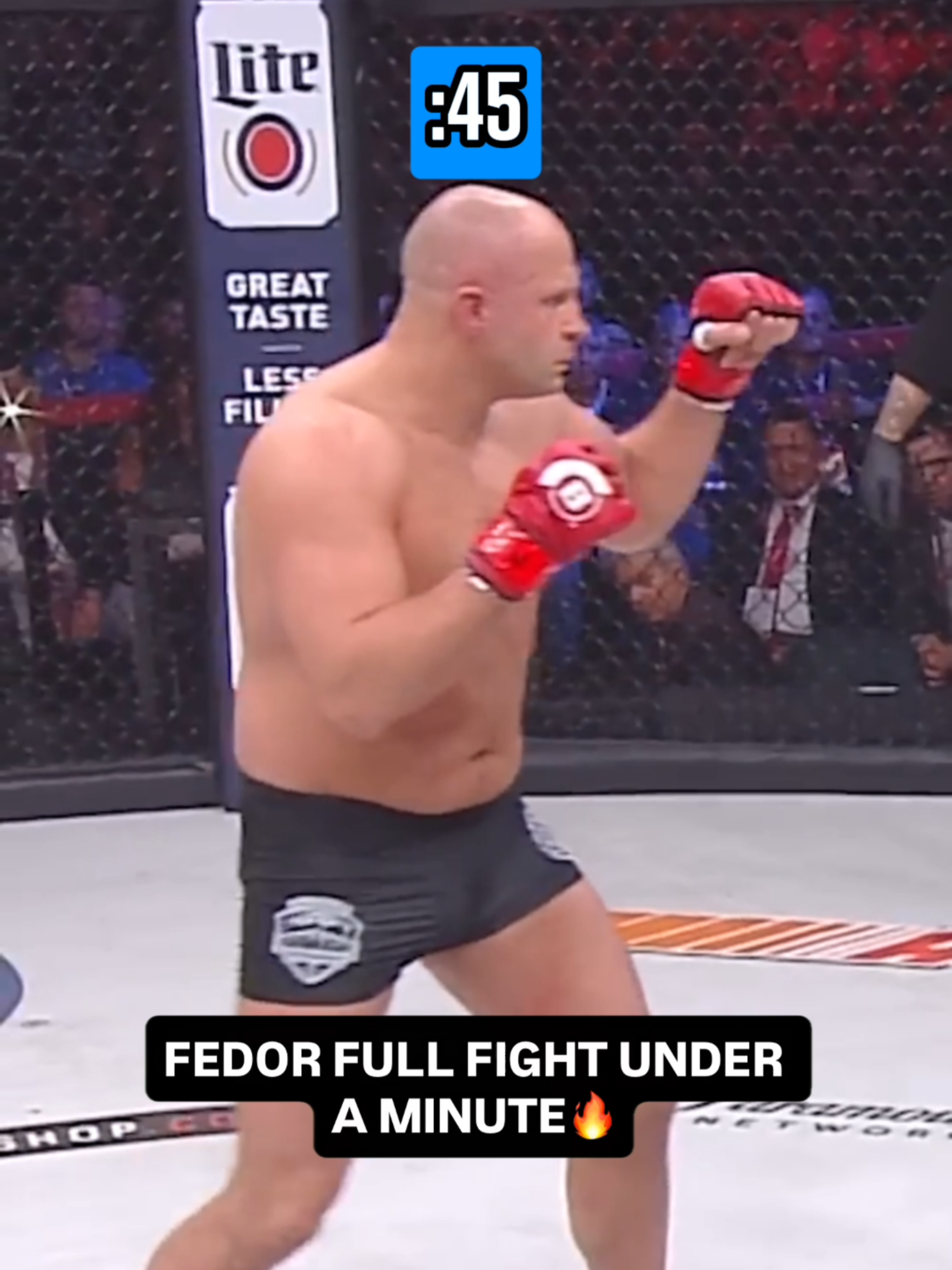 Full Fedor Emelianenko fight in under a minute. #PFL #Bellator ##MMA #highlight #sports #russia #ko #knockout #heavyweight #fedor
