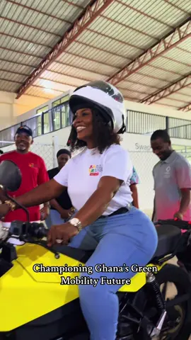A truly inspiring day — from riding an EV bike at Wahu Mobility with their amazing all-female team, to touring Kofa Technologies and witnessing their groundbreaking strides in green transport. Together, we’re moving Ghana toward a cleaner, smarter future.  #jomoroanyelazo #jomoromp #deputytransportminister 