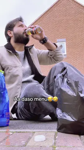 Halaka eni sharaab pinda 😂😂