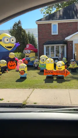 Someone really loves the minions in my town 🤗 #smalltown #halloween #minions #fyp 