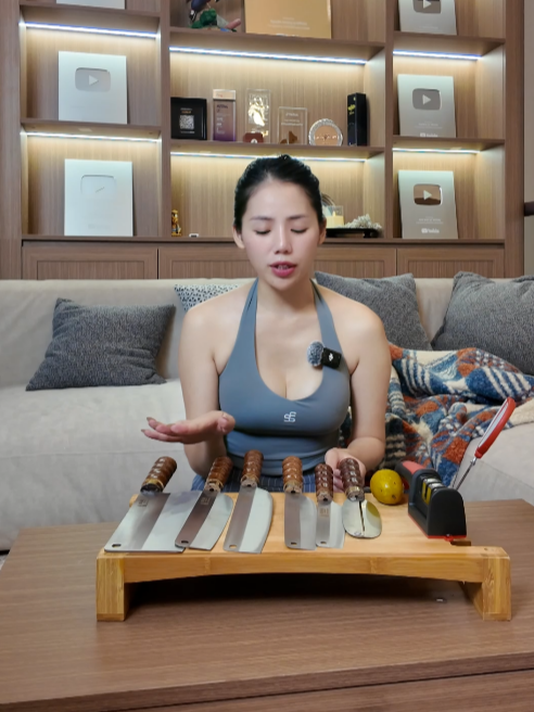 Bộ dao thép kháng gỉ mua 6 tặng 2, siêu hời lun #tiktokshop #huonglyreview #review #dao #daothep #daotheptrangkhonggi