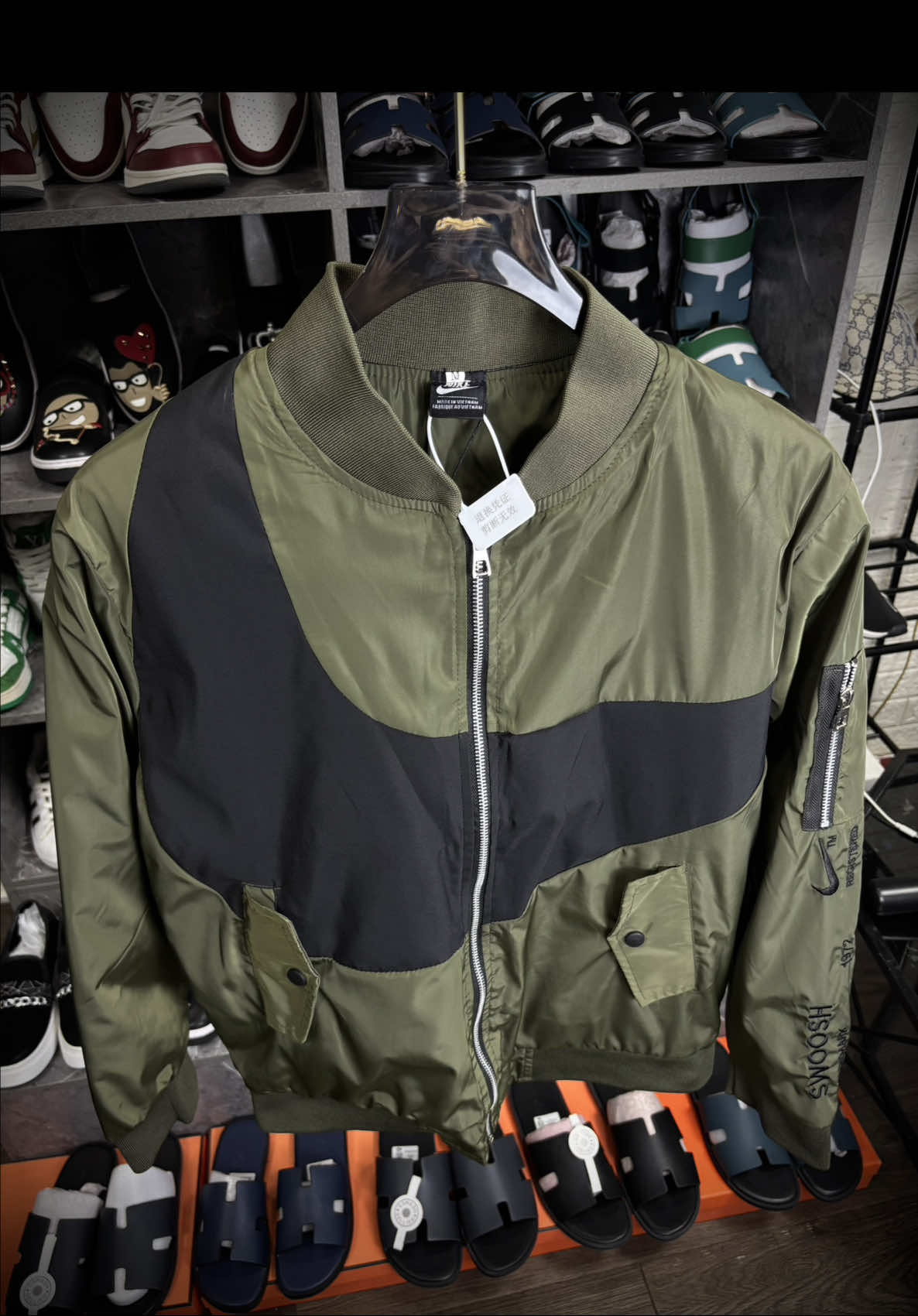 Khoác NIKE xanh rêu 3xx ⚜️⚜️ #xuhuong #xuhuongtiktok #thoitrangnam #quanaoquangchauu #changquanboutique 