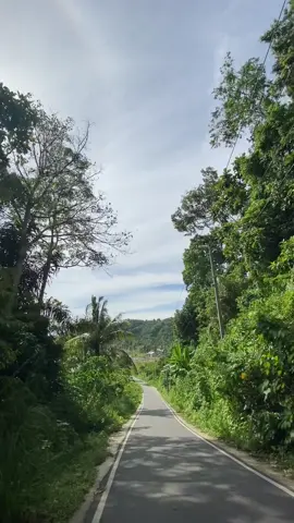 Menjelajah alun-alun Danau Ranau… Kamu kapan keliling Danau Ranau kuy lah🤳🤳 #fyp #viral #trending #wisatadanauranau #okuselatan 