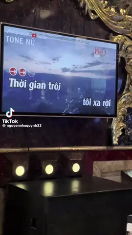 Hát hay khong bằng hay hát . Đung chê e hát nha moi nguoi . Lan dau tien có luat su hát karaoke o tinh an giang 🌹🌺🥰👍