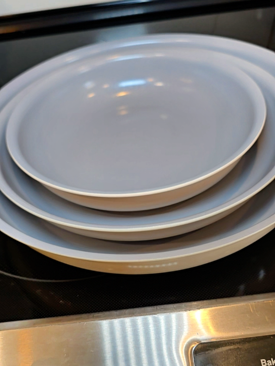 The level of calm that sets in when your frying pans are actually nonstick and easy ro clean! right ? #cookware #nonstickpans #fryingpan #cookwareset #tiktokshopblackfriday 