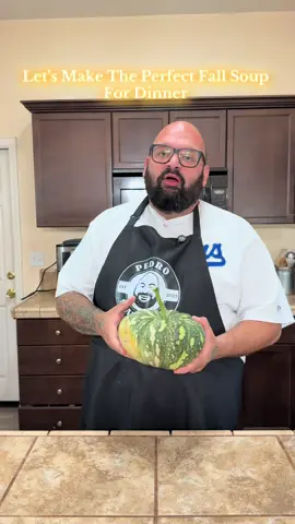 I made a perfect soup for the fall. Nothing says Fall like a pumpkin, so I mixed it with chicken, herbs and greens and made it into a great soup.Try this recipe this fall. Enjoy #stayathomedad  #cookwithme #homecooking #soup #sahm 