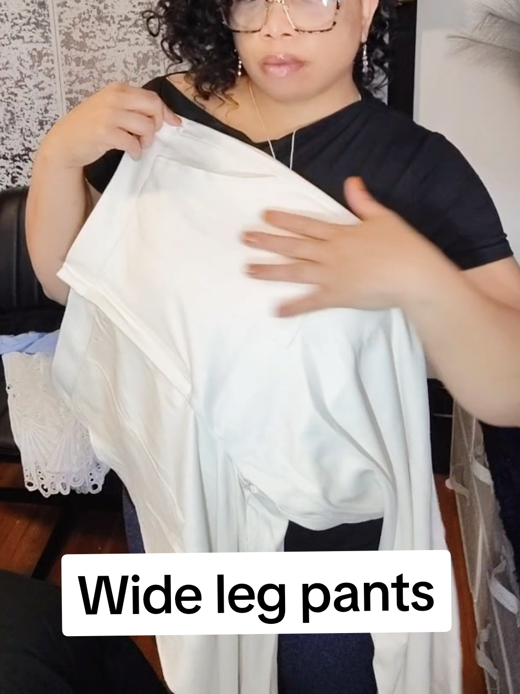 Introducing a new level of comfort with our Women's Solid High Waist Wide Leg Pants. Crafted from a blend of materials, these trousers provide an impeccable silhouette while being easy to care for with a dry cleaning requirement. Their woven construction offers a refined look for any occasion, whether at work or out for leisure. Upgrade your wardrobe now and make a statement wherever you go! #womentrousers  #businesscasualoutfits #officepants #highwaistpants #widelegpants 