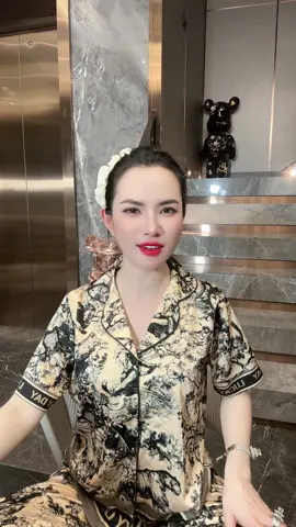 Trắng lắm