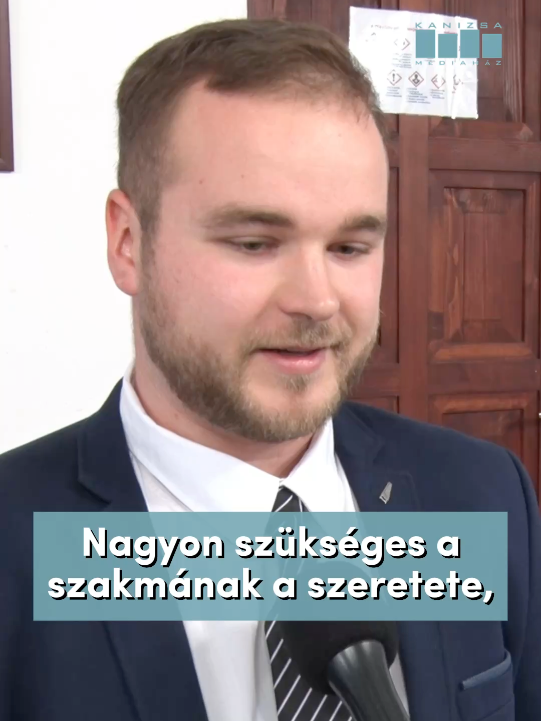 A díszdiplomás, a nyugdíjba vonuló és a pályakezdő pedagógusokat köszöntötte Nagykanizsa önkormányzata, a Nagykanizsai Tankerületi Központ, valamint a Nagykanizsai Szakképzési Centrum kedden a Medgyaszay Házban. Horváth Jácint polgármester beszédében hangsúlyozta: ez az ünnep nem csupán visszatekintés, hanem annak a megerősítése, hogy pedagógusnak lenni nem csak szakma, hanem hivatás. #kanizsamediahaz #nagykanizsa