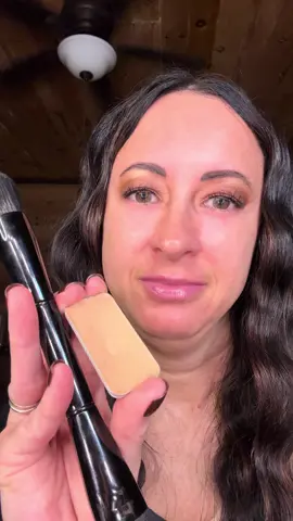 Applying Seint is a breeze and you can use your highlight shade all over if you prefer!! #seintbeauty #creammakeup #over40 #over50 #matureskinmakeup