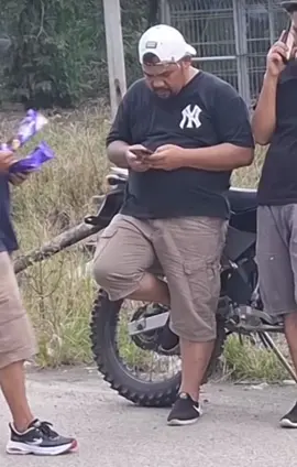 Kena prenk juga penampilan orang sekeren ini, efeknya banyak orang yang tertawa karena berekspresi lucu.  #fyp