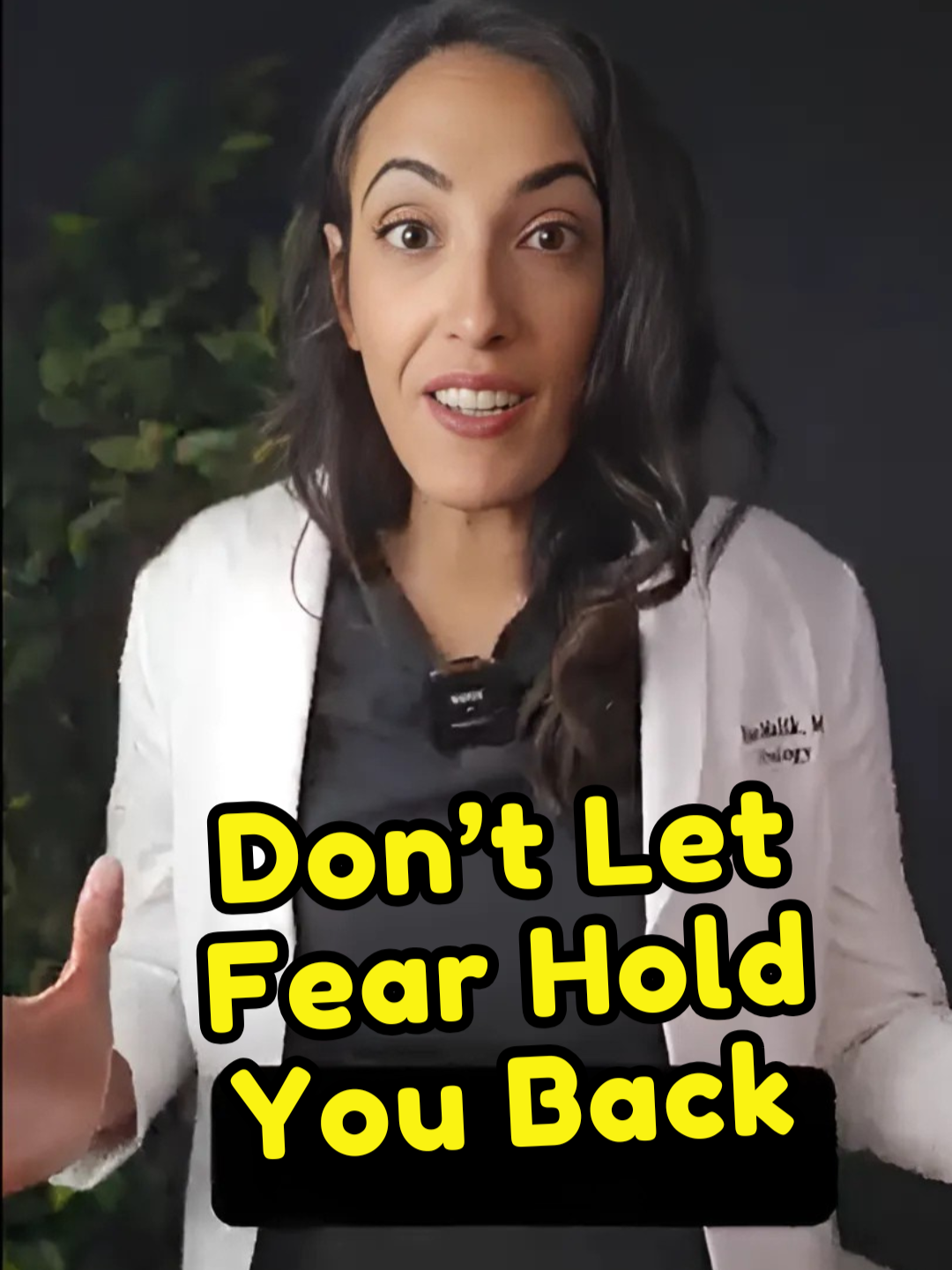 So many people look back with regret, not because of what they did, but because of what they never talked about. Your s3xual health matters. Your happiness matters. Don’t let fear, shame, or what others might think stop you from having real conversations with your partner, your doctor, or yourself. You only get one life. Take care of the things that truly matter. Follow me on all platforms for more expert insights, and if this resonates with you, share it with someone who needs to hear it, too! #renamalikmd #urology #pelvichealth #evidencebased #livewithoutregret