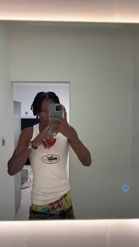 🥶🛍️🌪️🛒