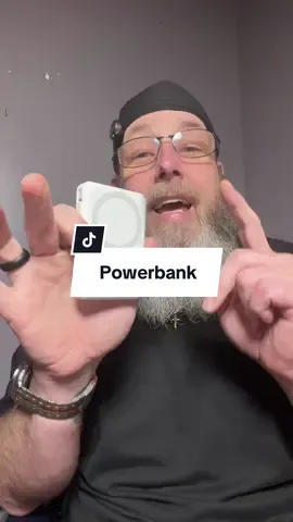 Best portable power bank for anyone who travels!! #powerbank #magneticphonecharger #phonecharger #TikTokShopFalIDealsForYou #tiktokshopblackfriday 