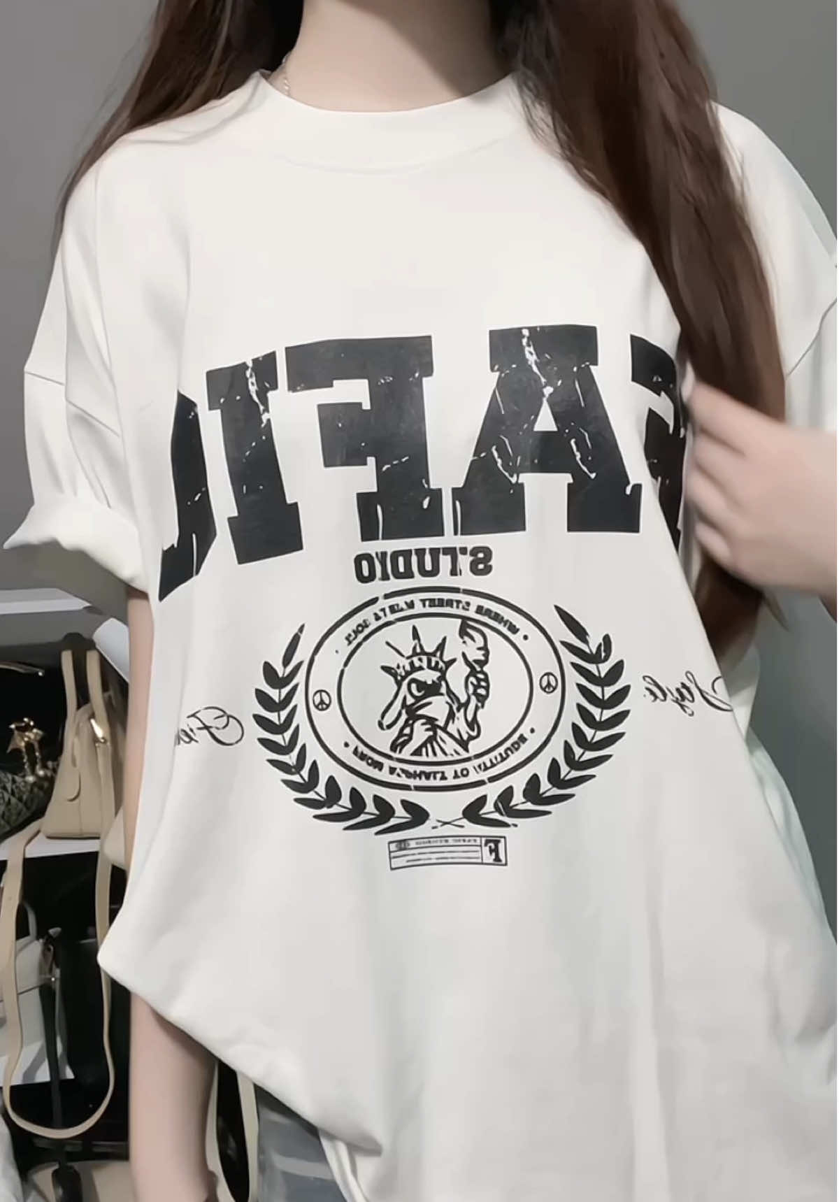 Mee áo thun vữ lun 🖤 #fafic #aothun #aothunlocalbrand #toptrending #xuhuong 