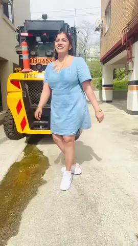 #viralvideos  වැඩිපුරම #viral  උනු විඩියෝ එකක් #howtoliveontiktok. 