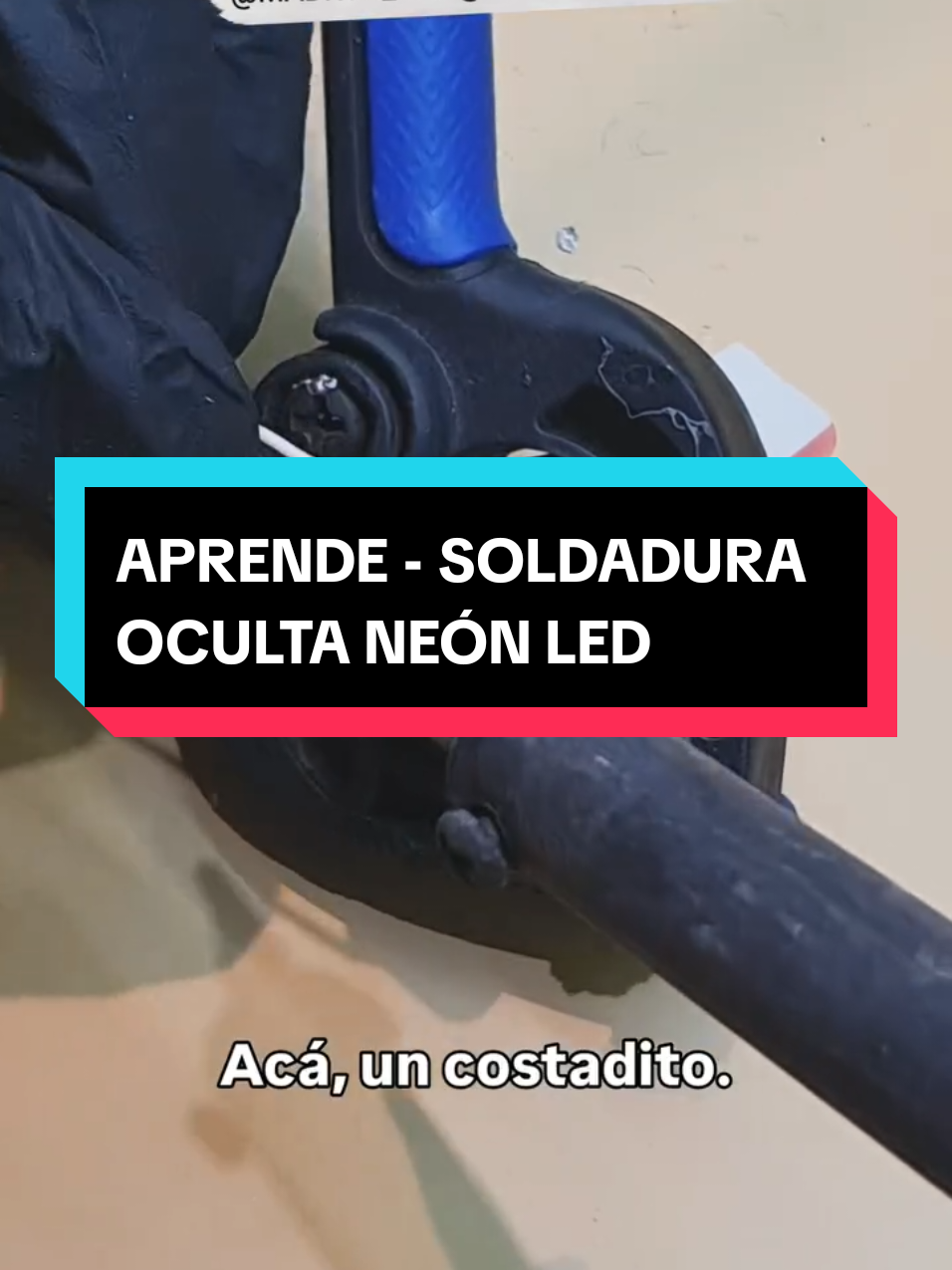 Soldadura invisible: el secreto para un neón LED perfecto 🤯 Estas cansado de que los cables arruinen la estética de tu neón LED? Te mostramos el truco definitivo para soldar de forma invisible y súper prolija. 🔥Miro, guarda este video y lleva tus proyectos al siguiente nivel! 🚀 Cuando empecé, siempre me pasaba lo mismo, soldaba los cables y se veían por todos lados. Pero con este truco no más 😎😎😎😎 #Hack #Tutorial #NeonLED #Soldadura #Electronica            