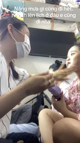 #xuhuongtiktok2025☘️🍀♥️ #verelvideo #xuhuong #makeupbasui_khachtiec_sinhnhat_vvv 