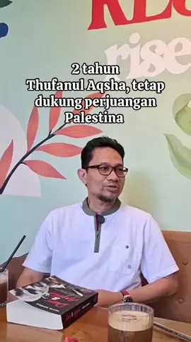 Cafe 7 Oktober di Jalan Logam no 39 Bandung mengingatkan kita untuk terus mengingat dan mendukung perjuangan pembebasan Palestina.. 7 Oktober adalah peringatan tentang Thufanul Aqsho, perjuangan pembebasan Palestina (Gaza khususnya) #ngopireboan #palestina🇪🇭 