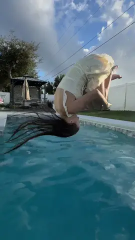 I wanna learn how to backflip #flip #pool #underwater #swimming #dress 