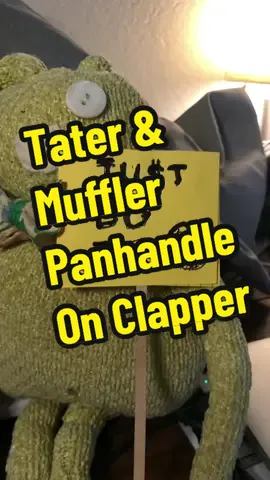 #videogifts #commentgift #giftingcreators #commentgifts #giftcreator  Video gifts in Comments keep Tater The Ragdoll & Muffler The Bear from panhandling & begging on the streets. Buy coins to share with content creators on Clapper & TikTok. Gift Creator instead of just Liking.