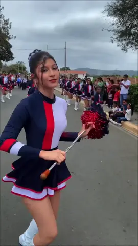 Hellen bastonera bella   #Bastoneras #ecuador #Belleza