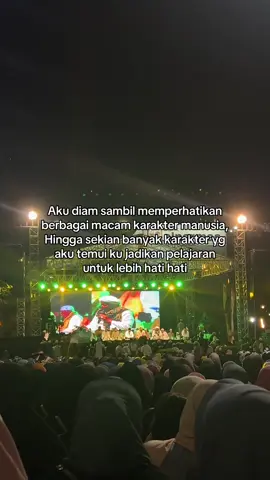Diam, mengamati dan lebih berhati-hati #arabicsong 