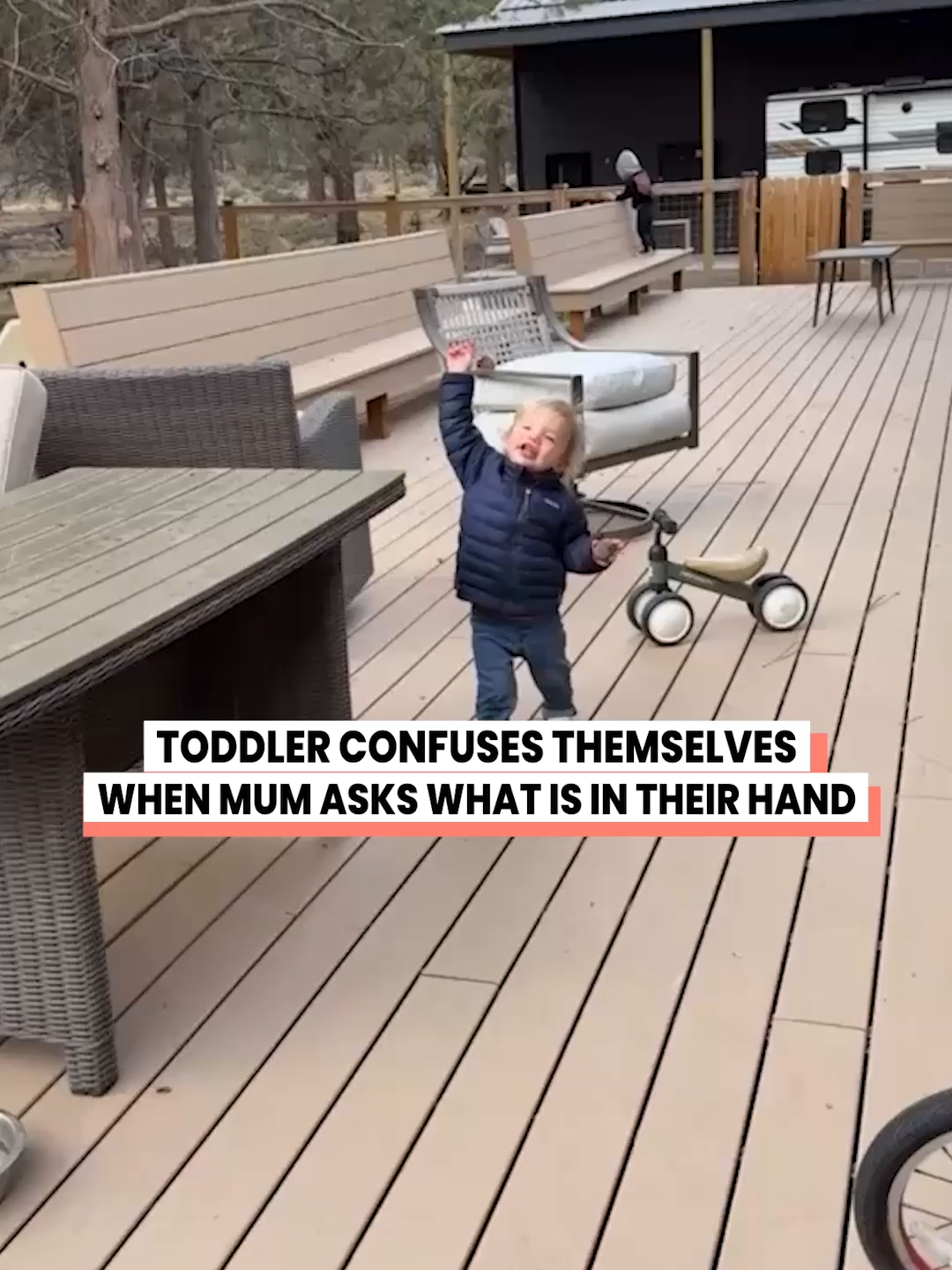 The little boy confused himself by moving the rock into his empty hand😂 🎥@arkbykomi  #toddler #confusion #funnykids #funnykids