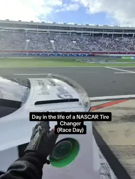 This is what race day looks for me on Cup day! 🤌🏾😌 #ditl #nascar #pitcrew #brehannadaniels #firstblackfemaletirechanger 