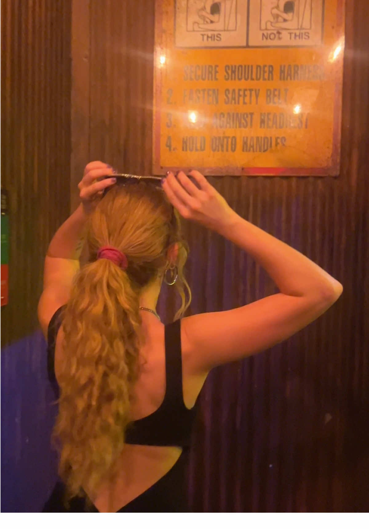 I loveeee rollercoasters 🎢 