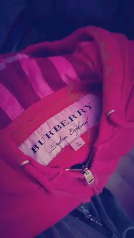 burberry zip😝#swag #fyp #fashiontiktok #fashion #swagcartel 