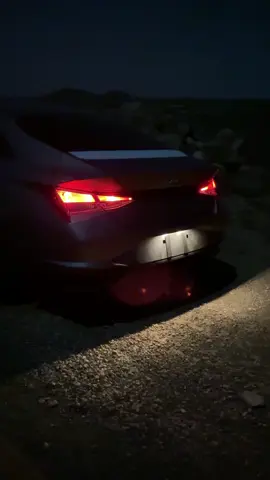 نسهر على نور القمر 🌑