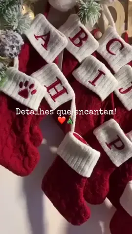🎅 Detalhes que encantam! Enfeite de Natal em letras vermelhas com floco de neve ❄️✨  #NatalMagico #DecoraçãoNatal #Enfeites #Festas