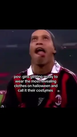 happens every year #fyp #halloween #girls #costume #funnytiktok 